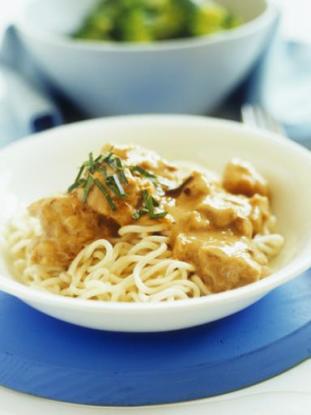 Noodles With Steak Meat & Sour Cream