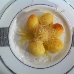          CHEESE BALLS