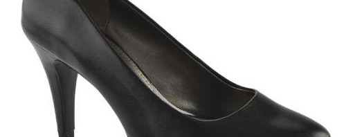 Bandolino Capture Heels in Black Leather for Women